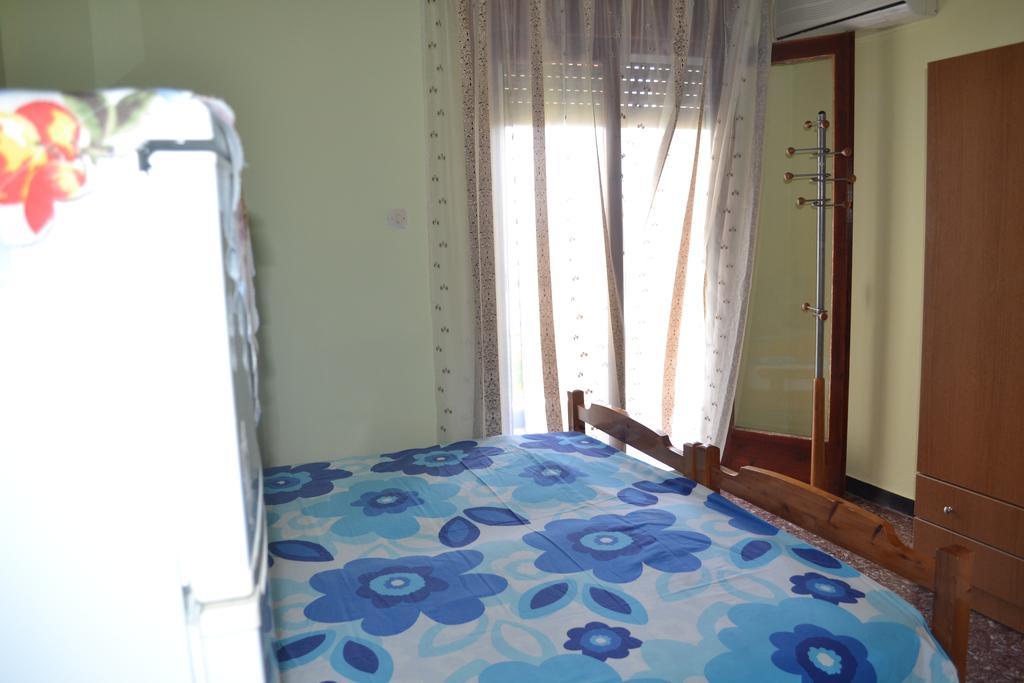 Apartamento House Souzanna Toroni Exterior foto